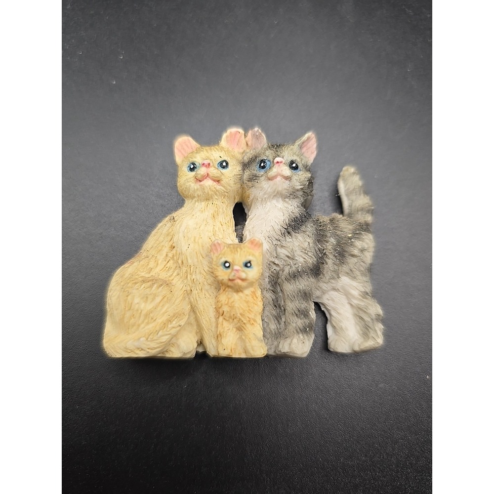 Vintage Cat Family‎ Magnet